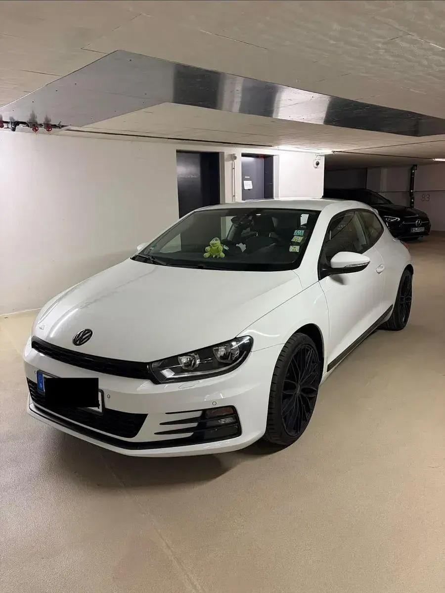 Gebraucht VW Scirocco 125 PS (91 kW) 2014 Weiß Coupé
