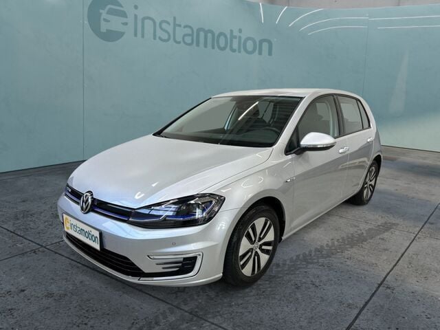 Gebraucht VW e-Golf 100 kW (136 PS) 2019 Silber Kleinwagen