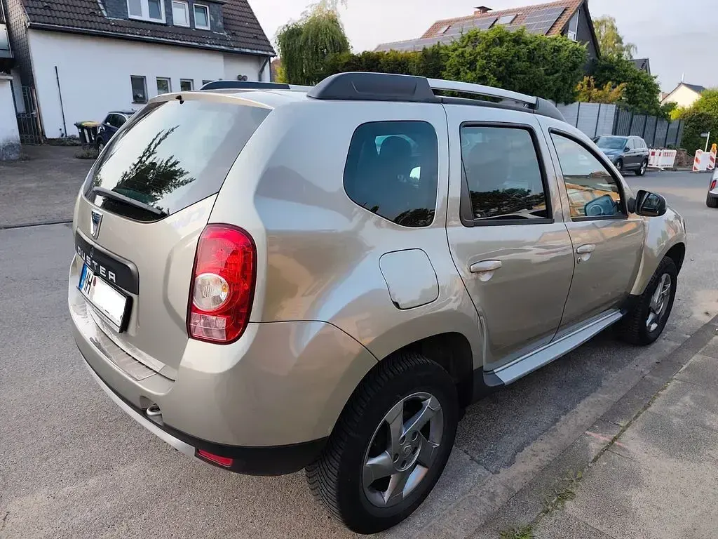 Używany Dacia Duster 105 KM (77 kW) 2013 Szary SUV