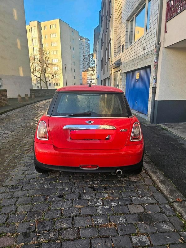 Gebraucht Mini ONE 95 PS (69 kW) 2008 Rot Kleinwagen