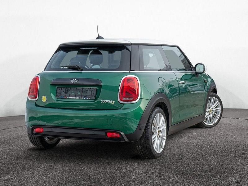 Gebraucht Mini Cooper SE 135 kW (184 PS) 2022 Grün Kleinwagen