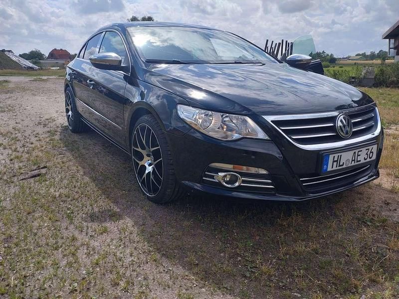 Gebraucht VW Passat Exclusive 299 PS (219 kW) 2019 Schwarz Coupé