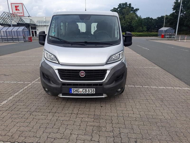 Silber Gebraucht 2014 Fiat Ducato Van | 19.200 € - Bild 1/4