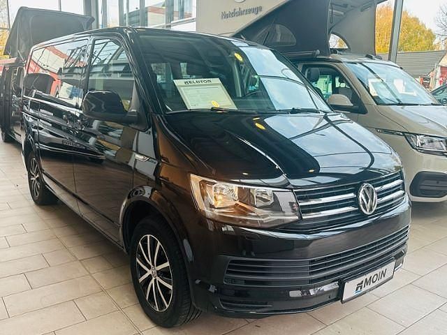 Gebraucht VW Multivan Comfortline 150 PS (110 kW) 2019 Deep black perleffekt Van
