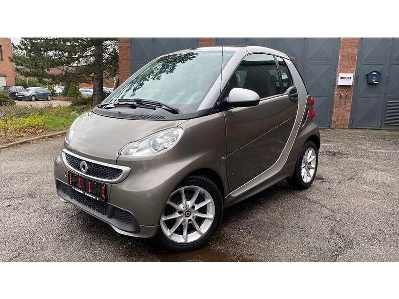 (bodypanel graumetallic) Gebraucht 2013 Smart ForTwo Electric Drive Passion Cabrio | 8.150 € (Fairer Preis) - Bild 1/4