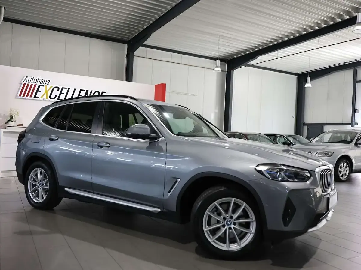 Gebraucht BMW X3 Sport Line 292 PS (214 kW) 2023 Grau SUV
