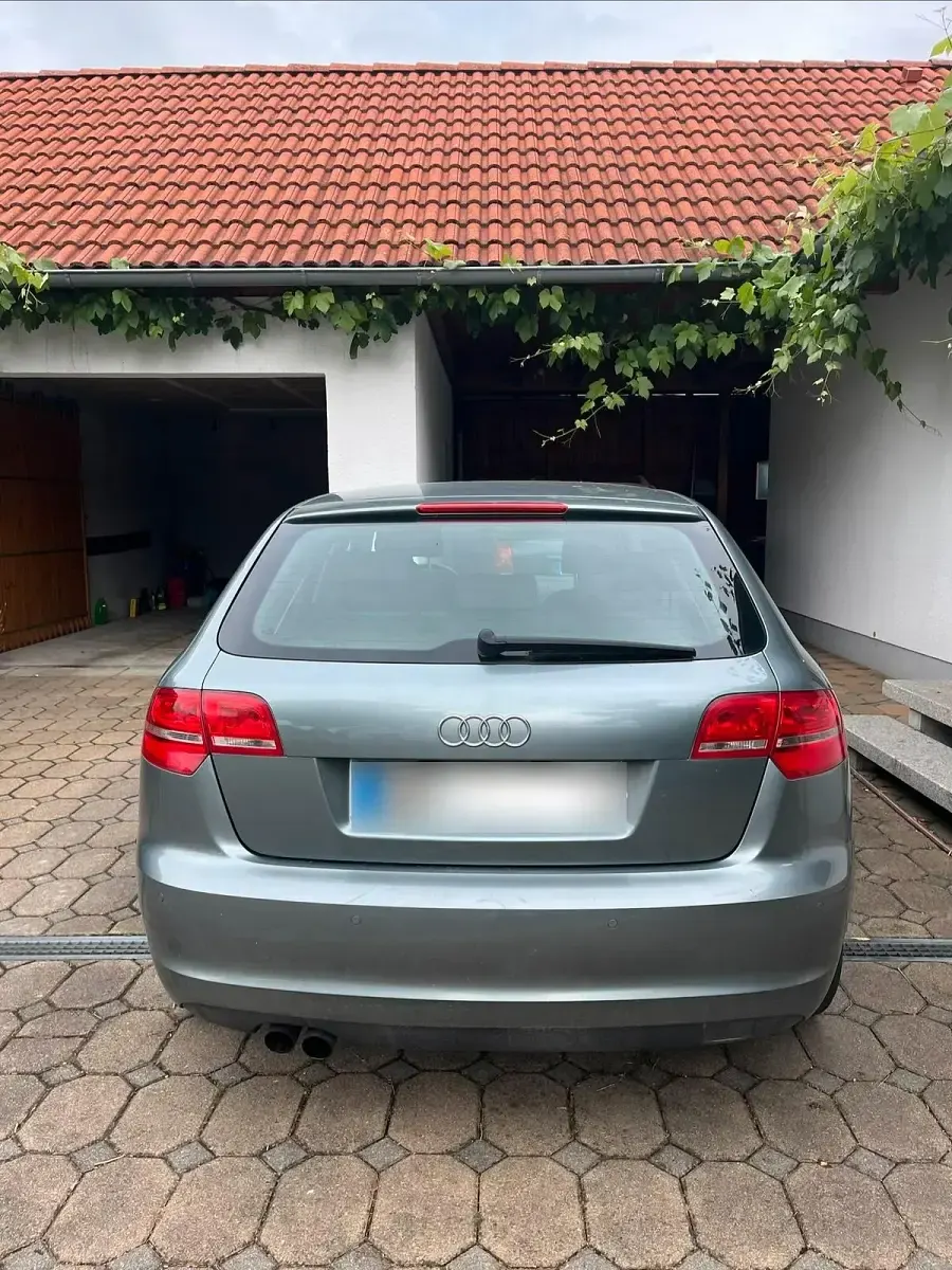 Gebraucht Audi A3 Ambiente 125 PS (91 kW) 2009 Andere farben Kleinwagen