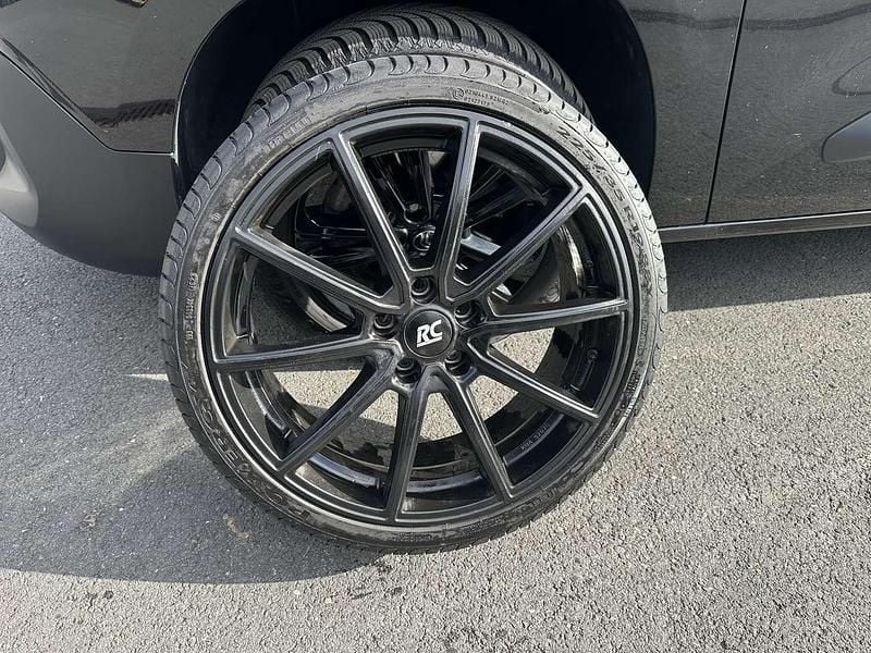 Gebraucht Citroën Berlingo 131 PS (96 kW) 2024 Schwarz Van / Kleinbus