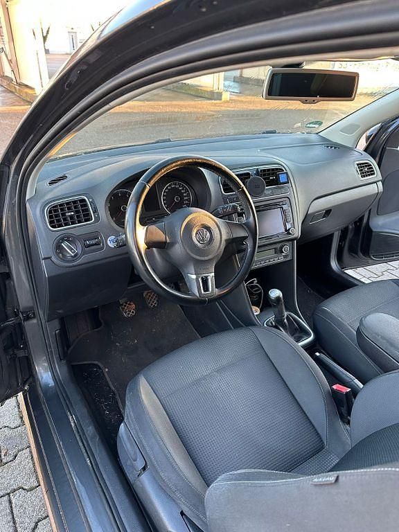 Gebraucht VW Polo Highline 105 PS (77 kW) 2010 Grau Kleinwagen
