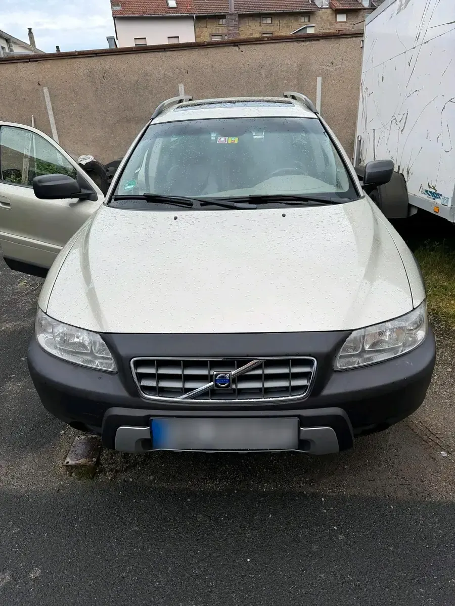 Gebraucht Volvo V70 185 PS (136 kW) 2006 Gelb Kombi