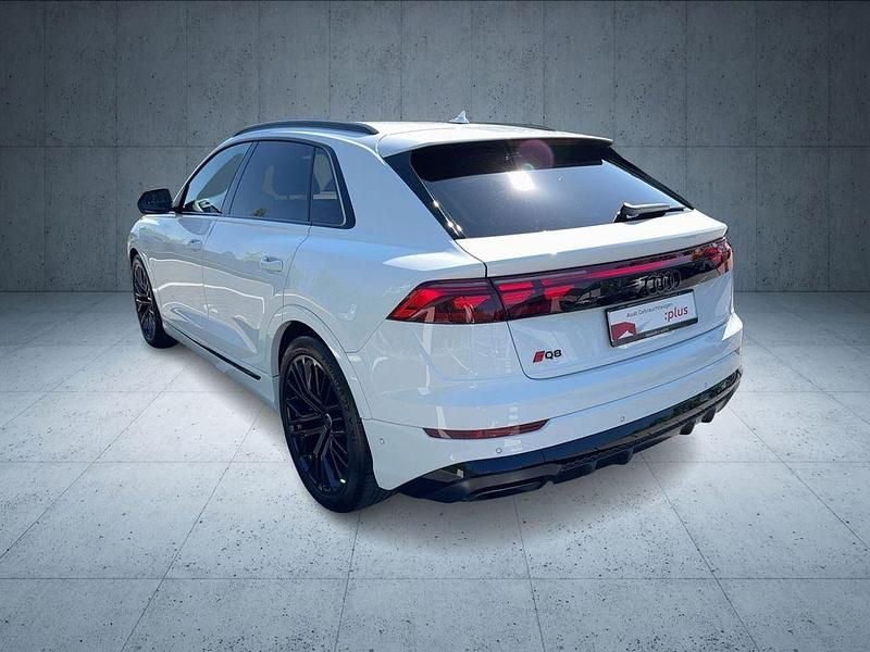 Gebraucht Audi Q8 S-Line 286 PS (210 kW) 2024 Weiss SUV