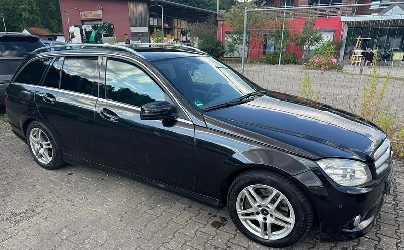 Gebraucht Mercedes C220 170 PS (125 kW) 2011 Schwarz Kombi
