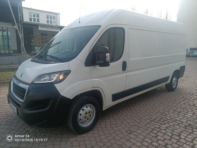Gebraucht Peugeot Boxer 140 PS (102 kW) 2020 Weiß Van