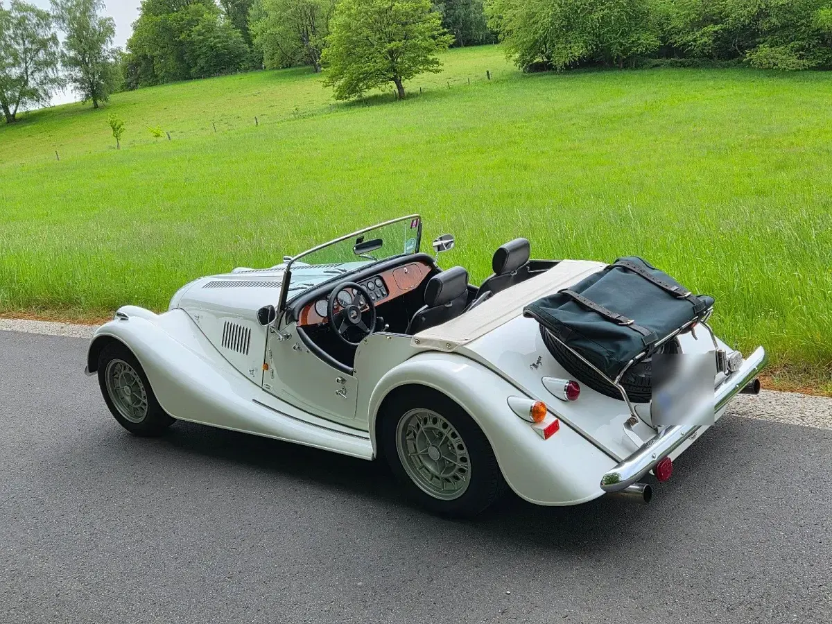 Gebraucht Morgan Plus 8 190 PS (139 kW) 1993 Weiß Cabrio