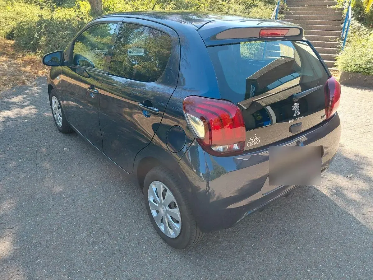 Gebraucht Peugeot 108 Active 69 PS (50 kW) 2015 Blau Limousine