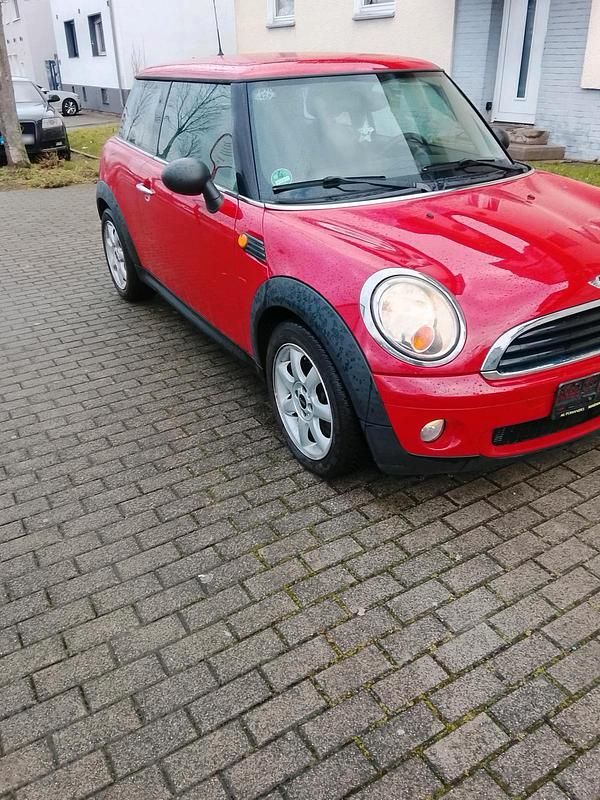 Gebraucht Mini Cooper 90 PS (66 kW) 2009 Rot Kleinwagen