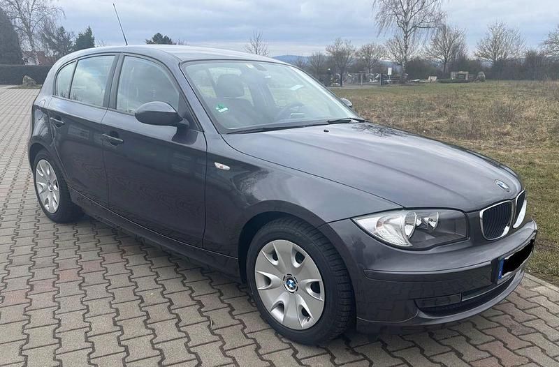 Gebraucht BMW 118 143 PS (105 kW) 2008 Grau Kleinwagen