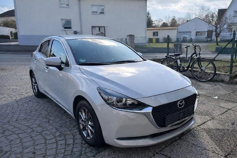 Gebraucht Mazda 2 Exclusive-Line 75 PS (55 kW) 2023 Weiß Kleinwagen