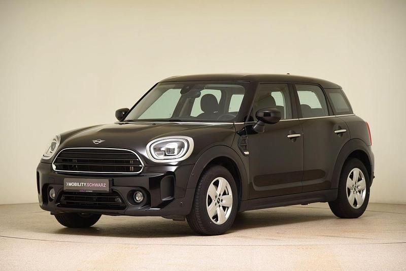 Schwarz Gebraucht 2022 Mini One Countryman Essential SUV | 24.360 € (Fairer Preis) - Bild 1/4
