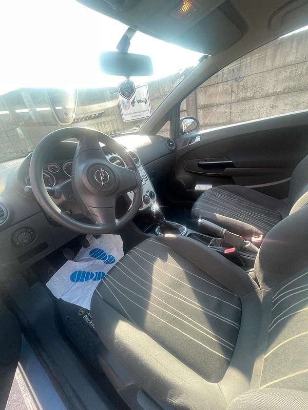 Gebraucht Opel Corsa Innovation 80 PS (58 kW) 2008 Blau Kleinwagen