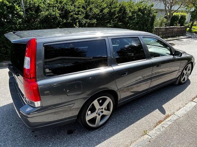 Grau Gebraucht 2005 Volvo V70 Kombi | 6.250 € (Superpreis) - Bild 1/4