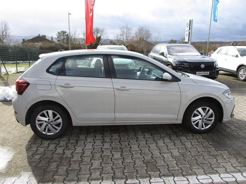 Gebraucht VW Polo Style 110 PS (80 kW) 2023 Grau Kleinwagen