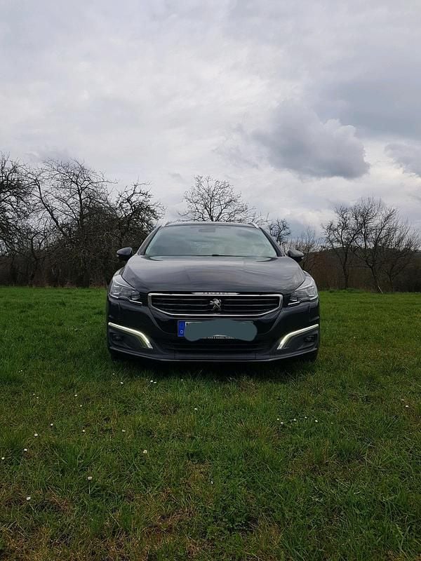 Gebraucht Peugeot 508 165 PS (121 kW) 2016 Grau Kombi