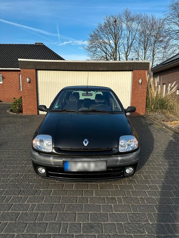 Gebraucht Renault Clio II 75 PS (55 kW) 2000 Schwarz Kleinwagen