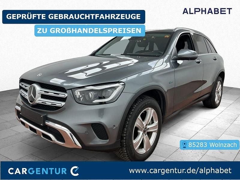 Gebraucht Mercedes GLC300e 320 PS (235 kW) 2020 Selenitgrau (metallic) SUV