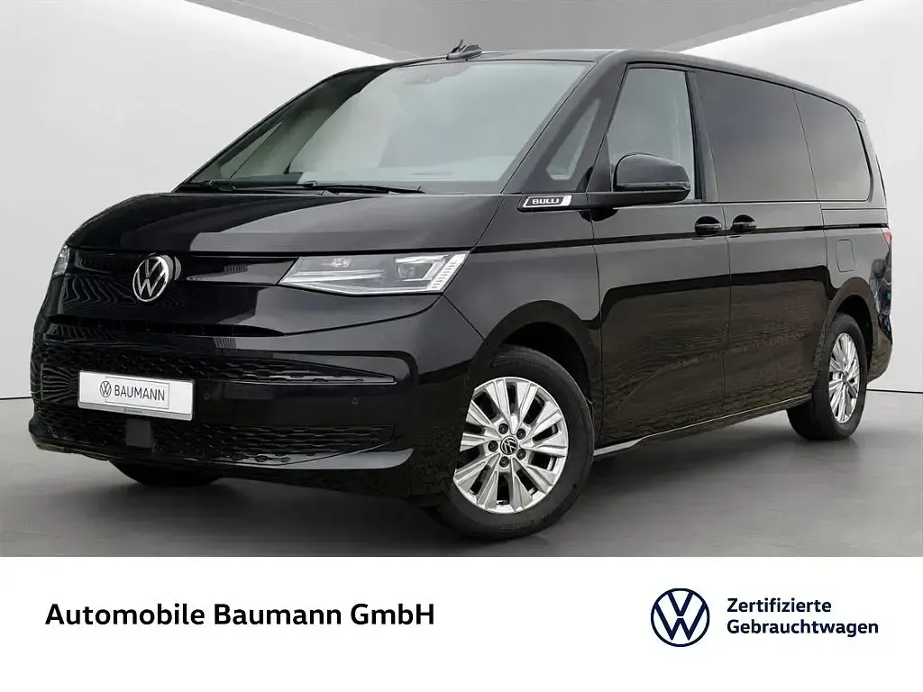 Gebraucht VW Multivan Basis 150 PS (110 kW) 2024 Van / Kleinbus