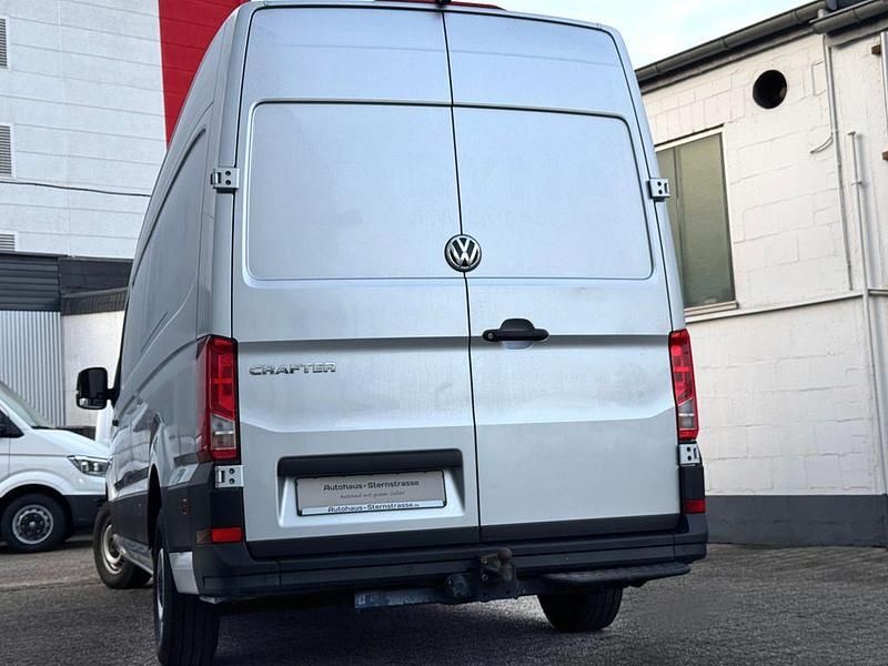 Gebraucht VW Crafter 177 PS (130 kW) 2022 Silber Van