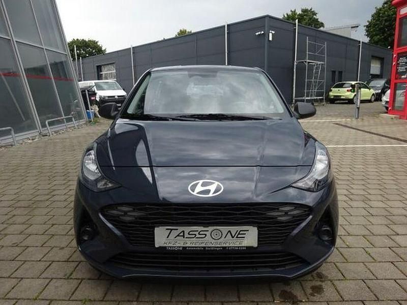 Gebraucht Hyundai i10 Comfort 90 PS (66 kW) 2024 Grau Kleinwagen