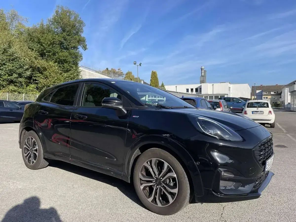 Używany Ford Puma ST-Line 155 KM (114 kW) 2024 Czarny Sedan/Limuzyna
