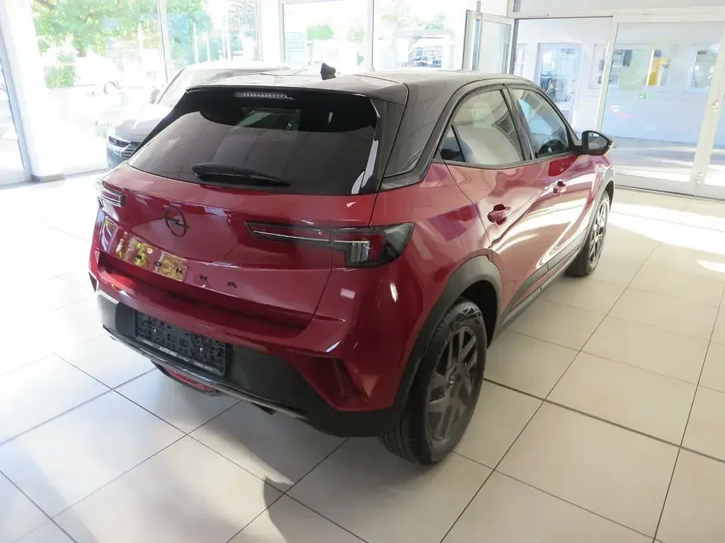 Usata Opel Mokka 101 CV (74 kW) 2023 Rosso SUV
