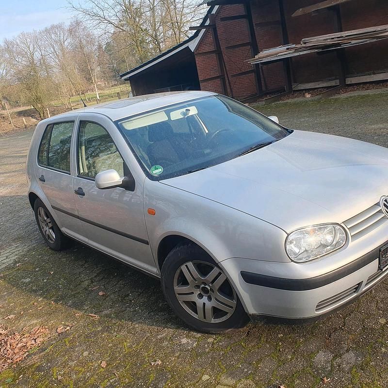 Gebraucht VW Golf IV 101 PS (74 kW) 1998 Silber Kleinwagen