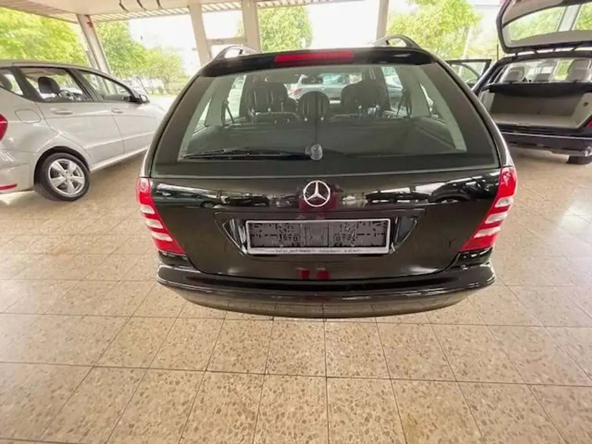 Gebraucht Mercedes C180 143 PS (105 kW) 2006 Blauschwarzmetallic Kombi