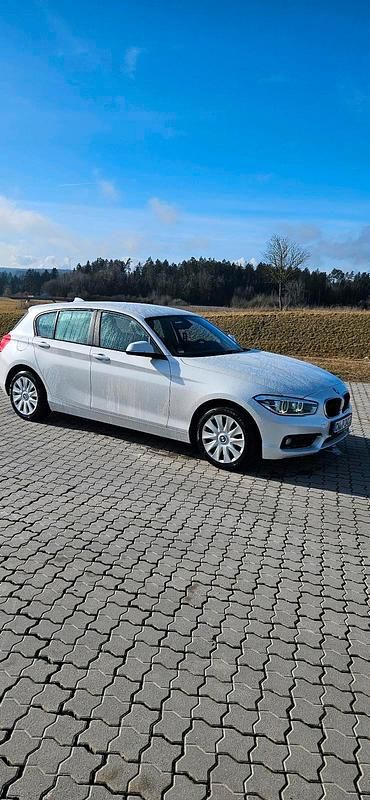 Gebraucht BMW 120 177 PS (130 kW) 2015 Weiß Kleinwagen