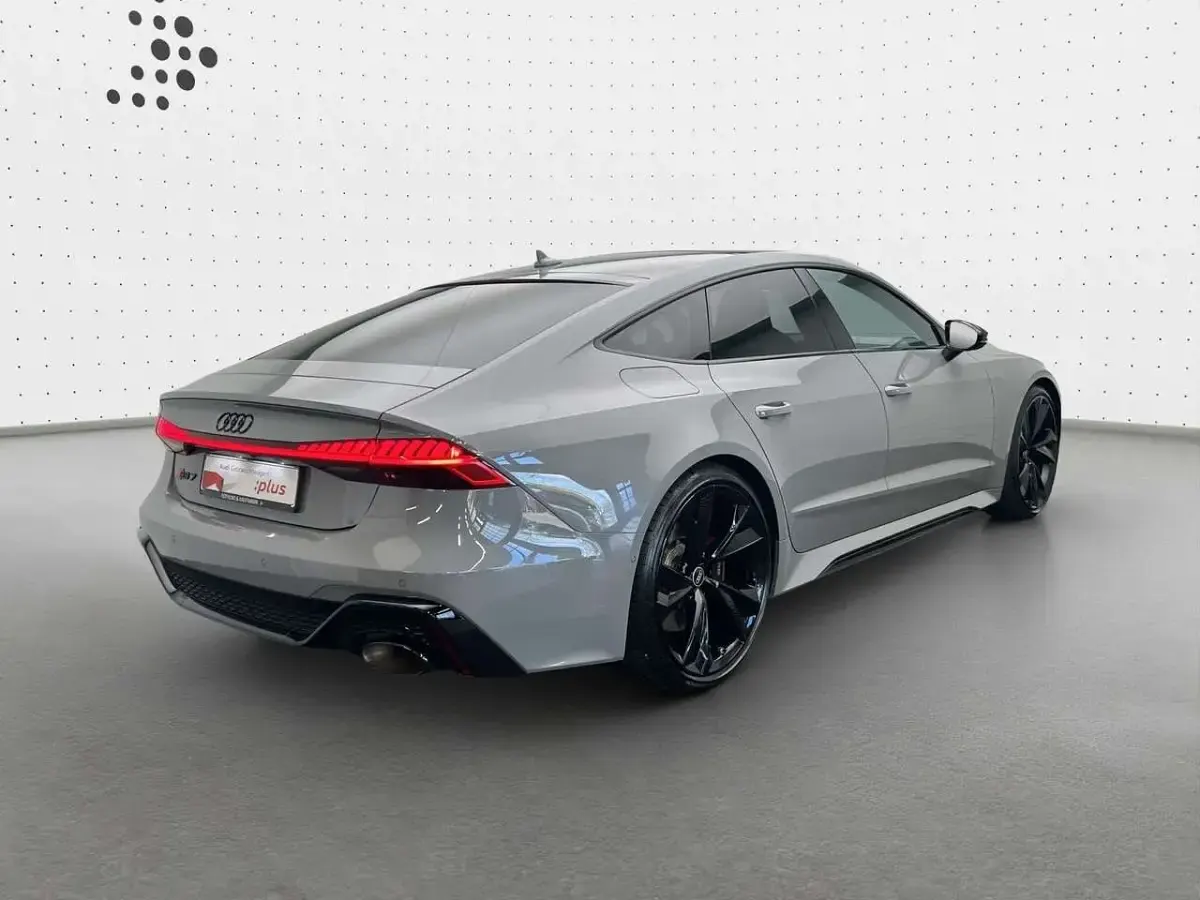 Gebraucht Audi RS7 600 PS (441 kW) 2023 Nardograu Kleinwagen