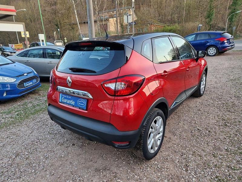 Gebraucht Renault Captur 90 PS (66 kW) 2017 Orange SUV
