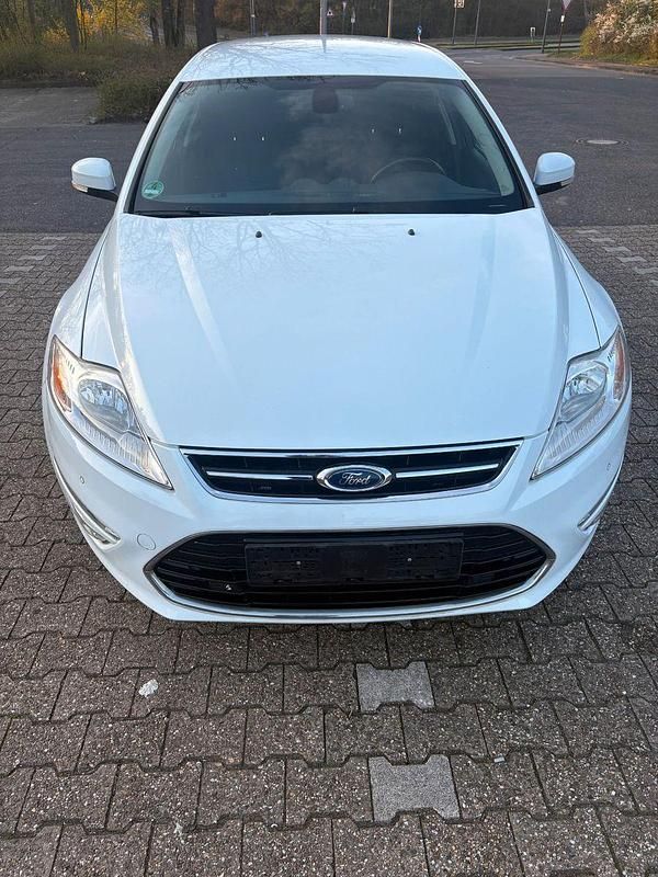 Gebraucht Ford Mondeo 160 PS (117 kW) 2013 Weiß Kombi