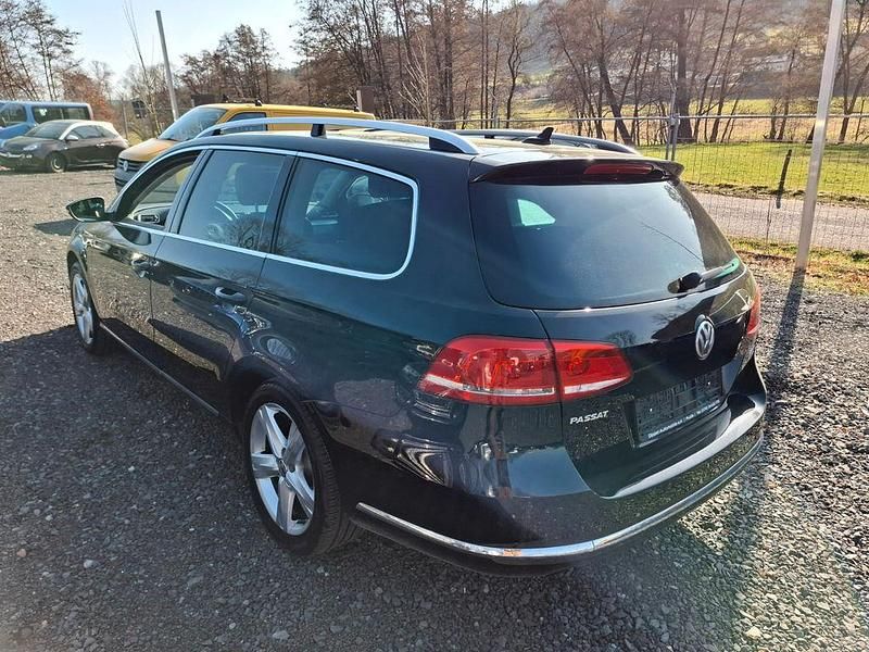 Gebraucht VW Passat Highline 170 PS (125 kW) 2012 Schwarz Kombi