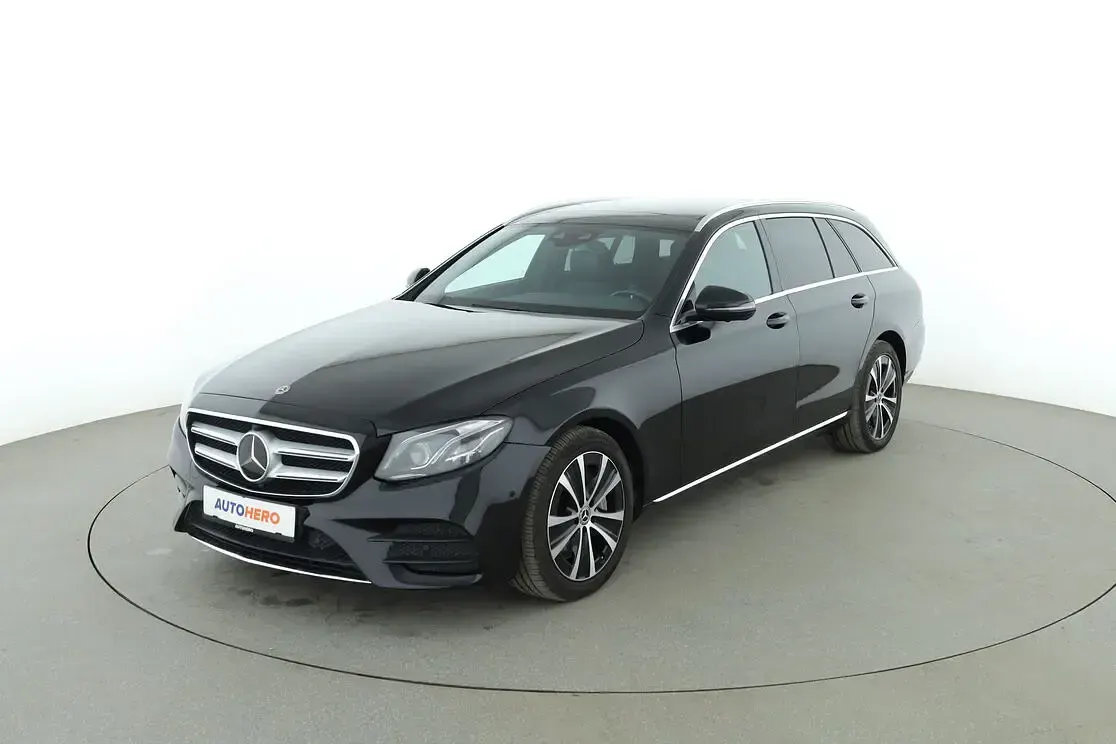 Second-hand Mercedes E300 Avantgarde 306 CP (225 kW) 2019 Break