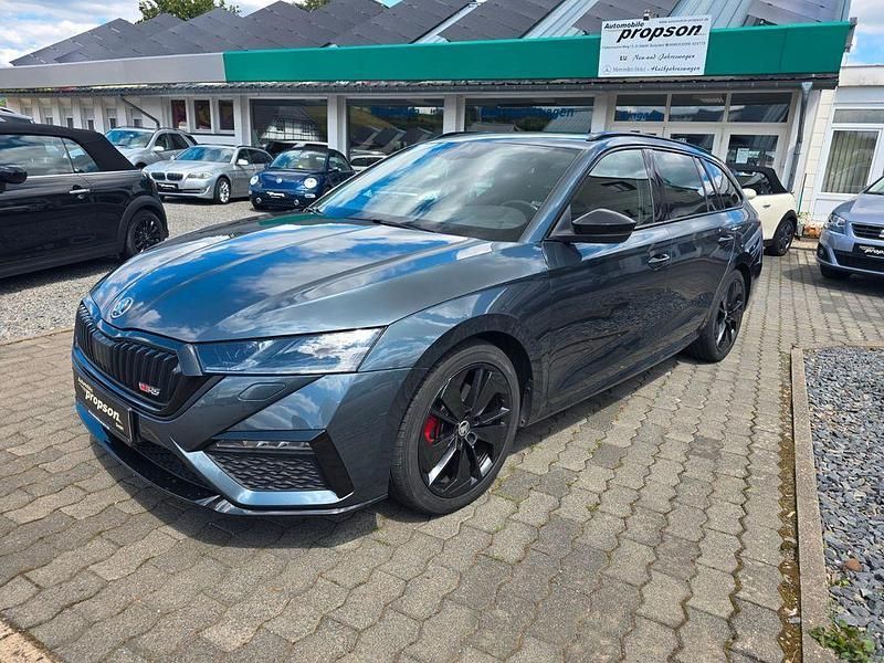 Grau Gebraucht 2020 Skoda Octavia RS Kombi | 26.990 € (Fairer Preis) - Bild 1/4
