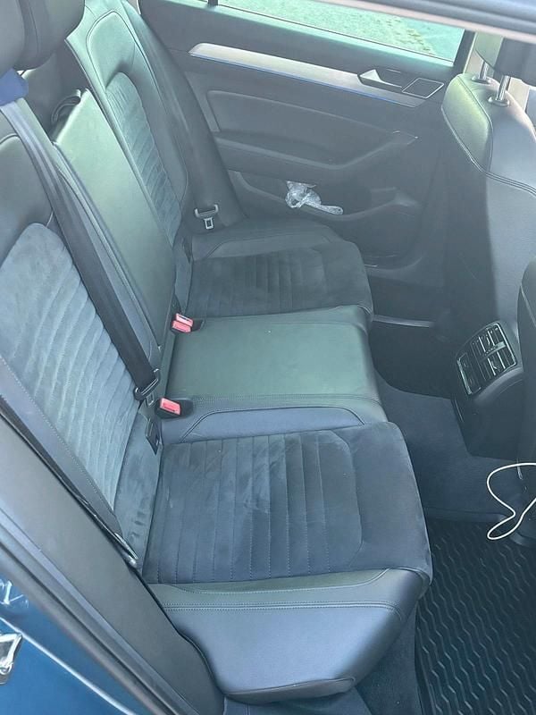 Gebraucht VW Passat GTE 218 PS (160 kW) 2018 Blau Kombi