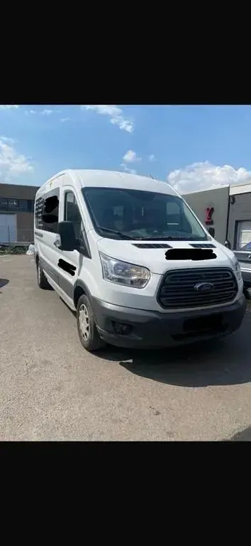 Second-hand Ford Transit 131 CP (96 kW) 2019 Alb Monovolum