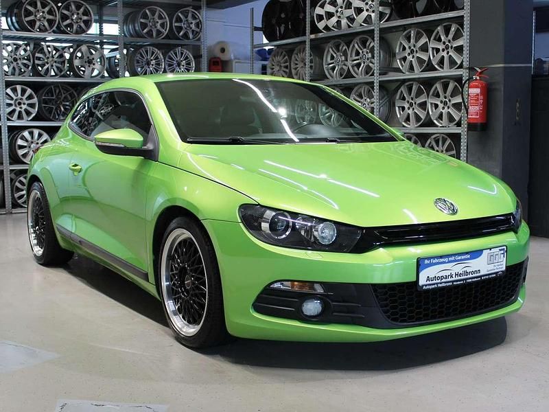 Gebraucht VW Scirocco 160 PS (117 kW) 2010 Viperngruen metallic Coupé