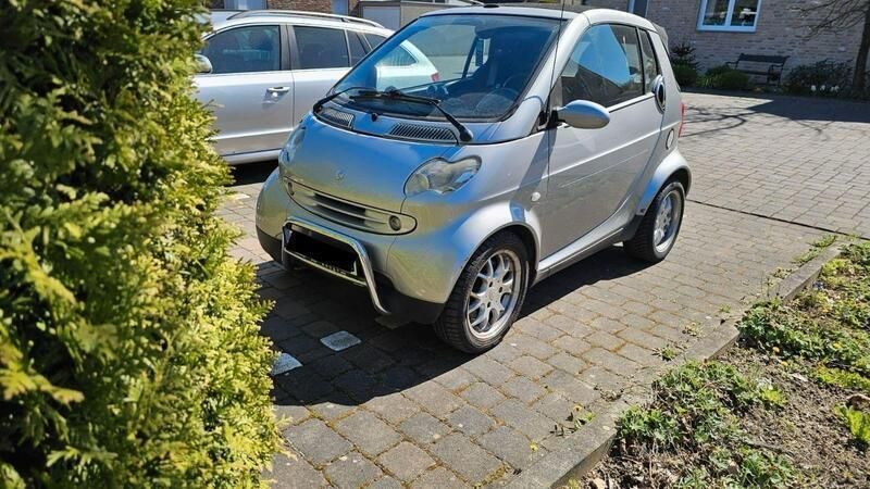 Gebraucht 2001 Smart ForTwo Cabrio Passion Cabrio | 2.599 € - Bild 1/4