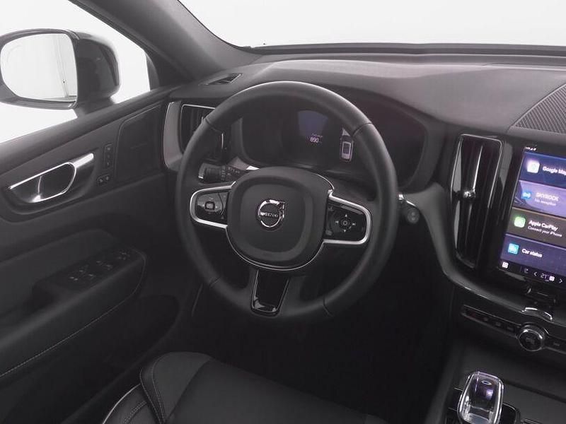 Gebraucht Volvo XC60 Plus 250 PS (183 kW) 2025 Weiß SUV