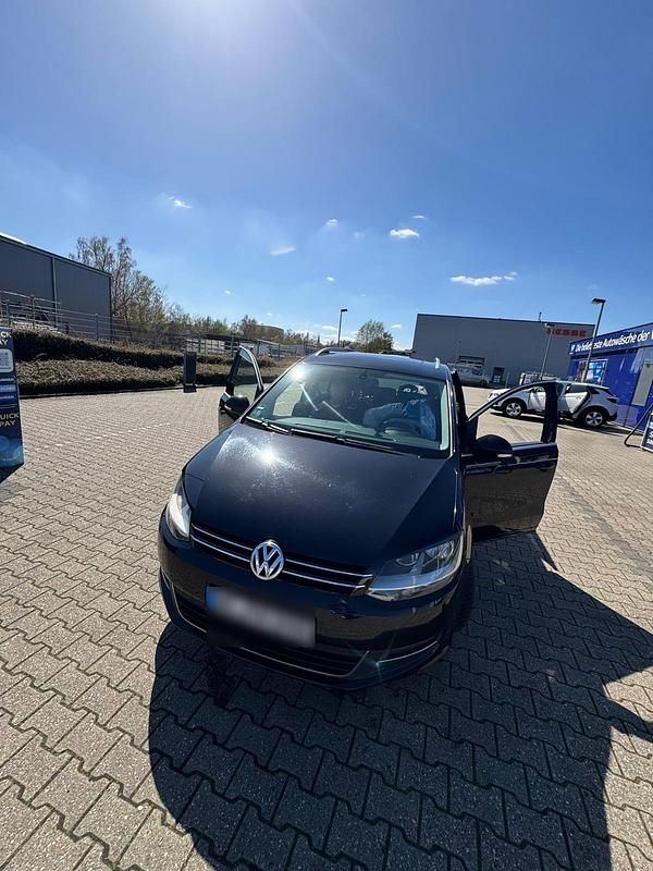 Gebraucht VW Sharan 177 PS (130 kW) 2012 Schwarz Van / Kleinbus
