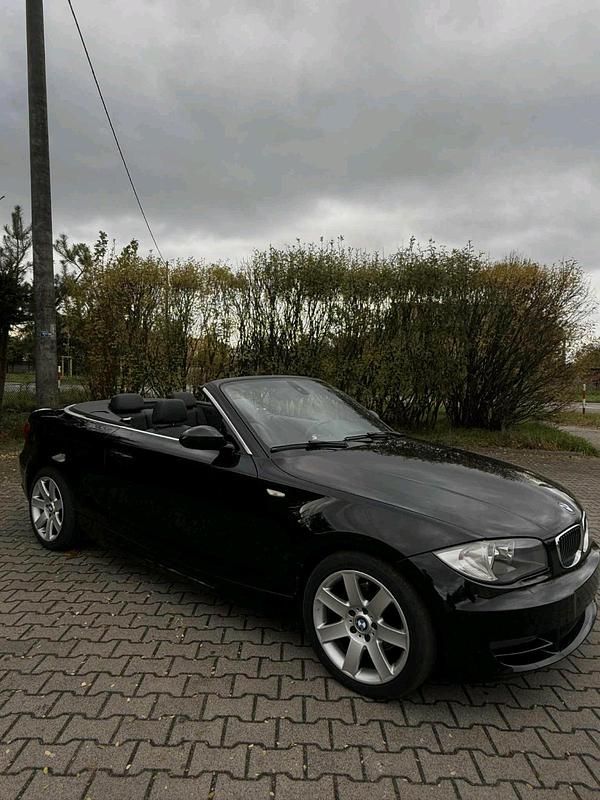 Schwarz Gebraucht 2009 BMW 125 Cabriolet Cabrio | 7.200 € (Etwas zu teuer) - Bild 1/4